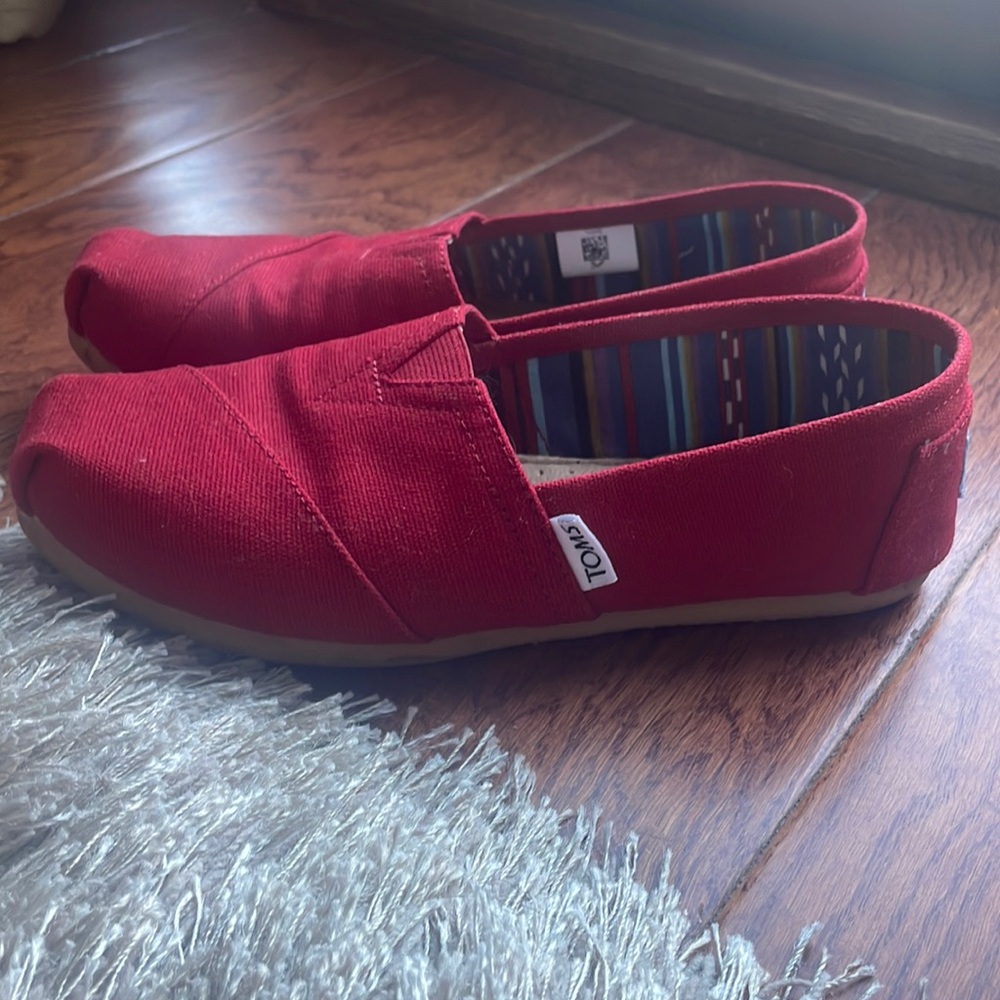 Red toms